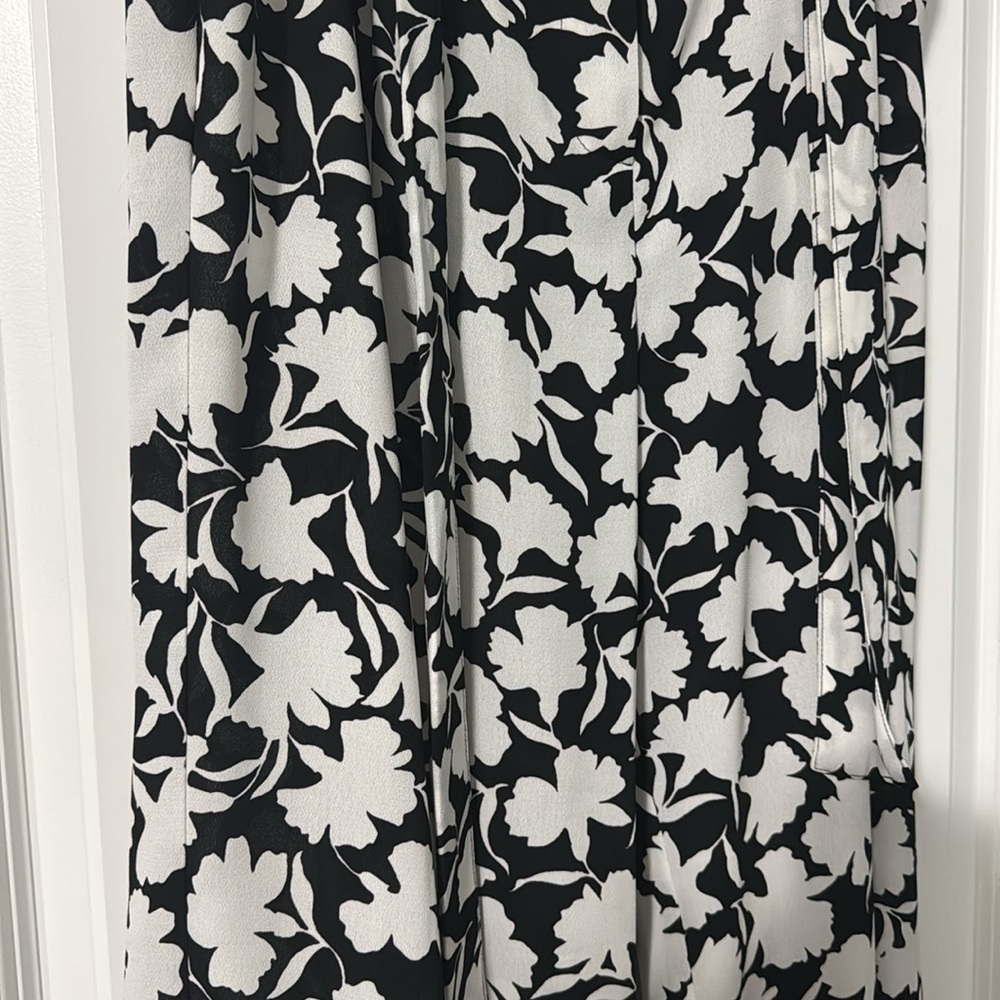 Michael Kors Black and White Wide Leg Pant - Picture 2 of 4